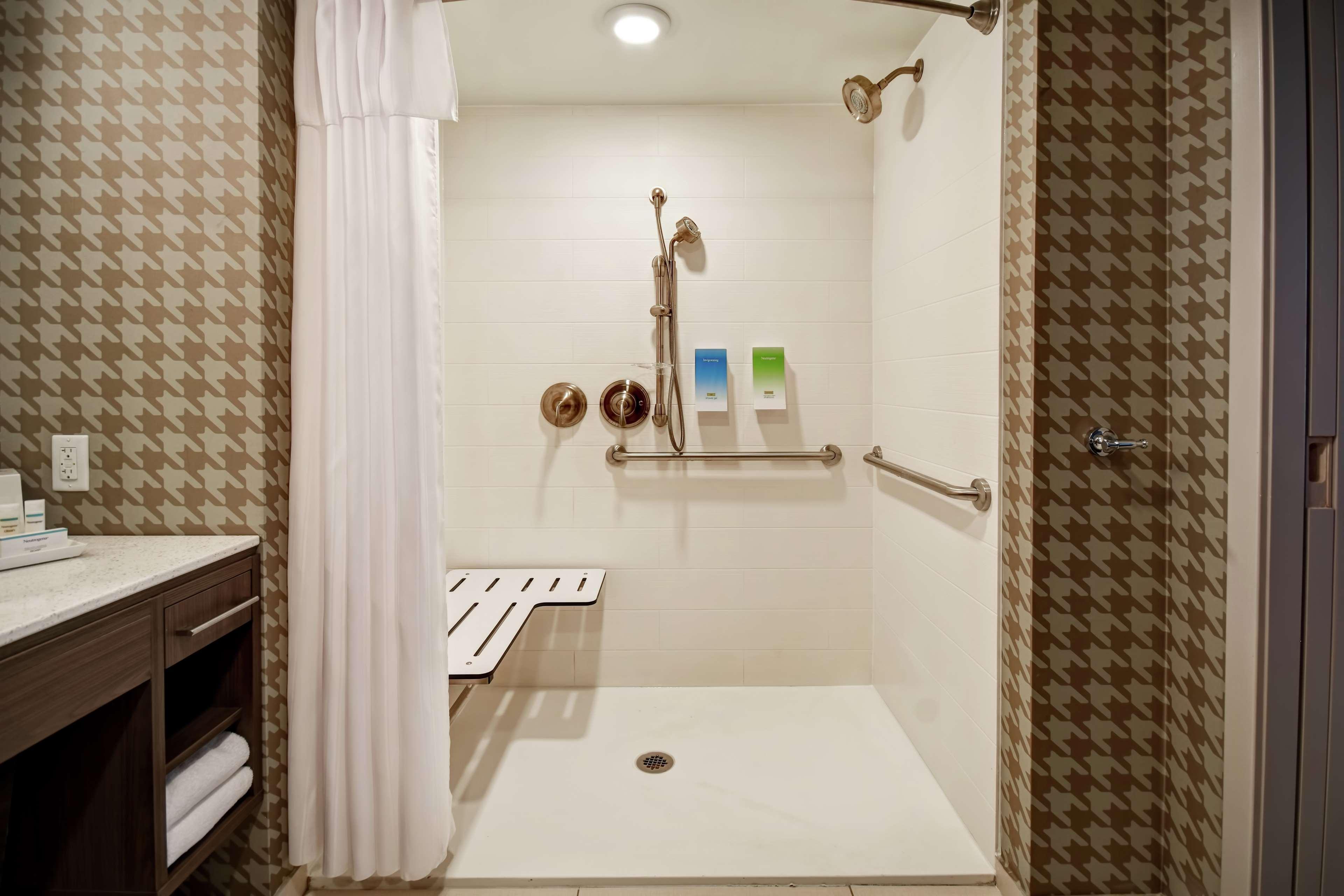 Home2 Suites By Hilton Gilbert Exterior photo