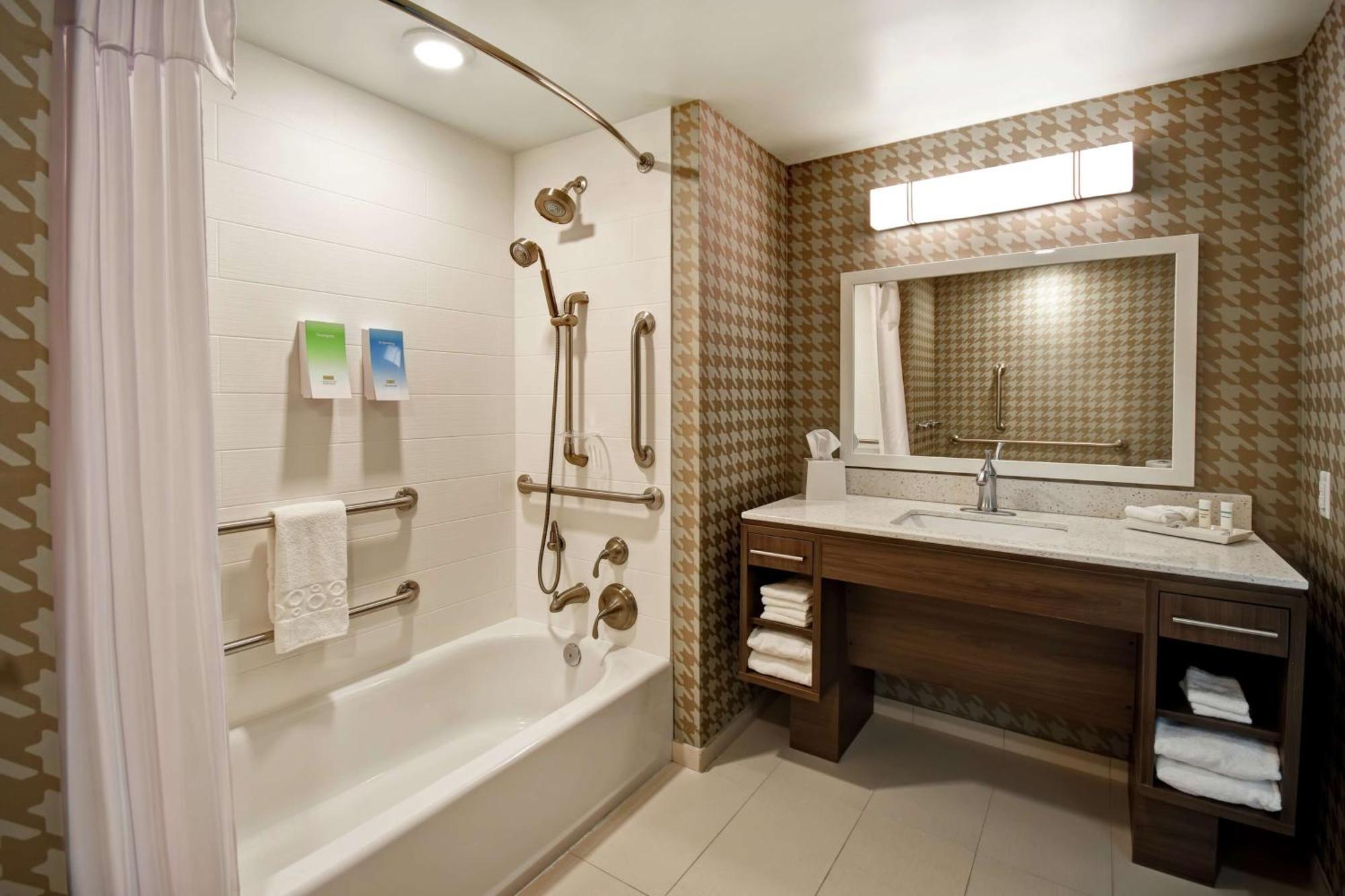 Home2 Suites By Hilton Gilbert Exterior photo