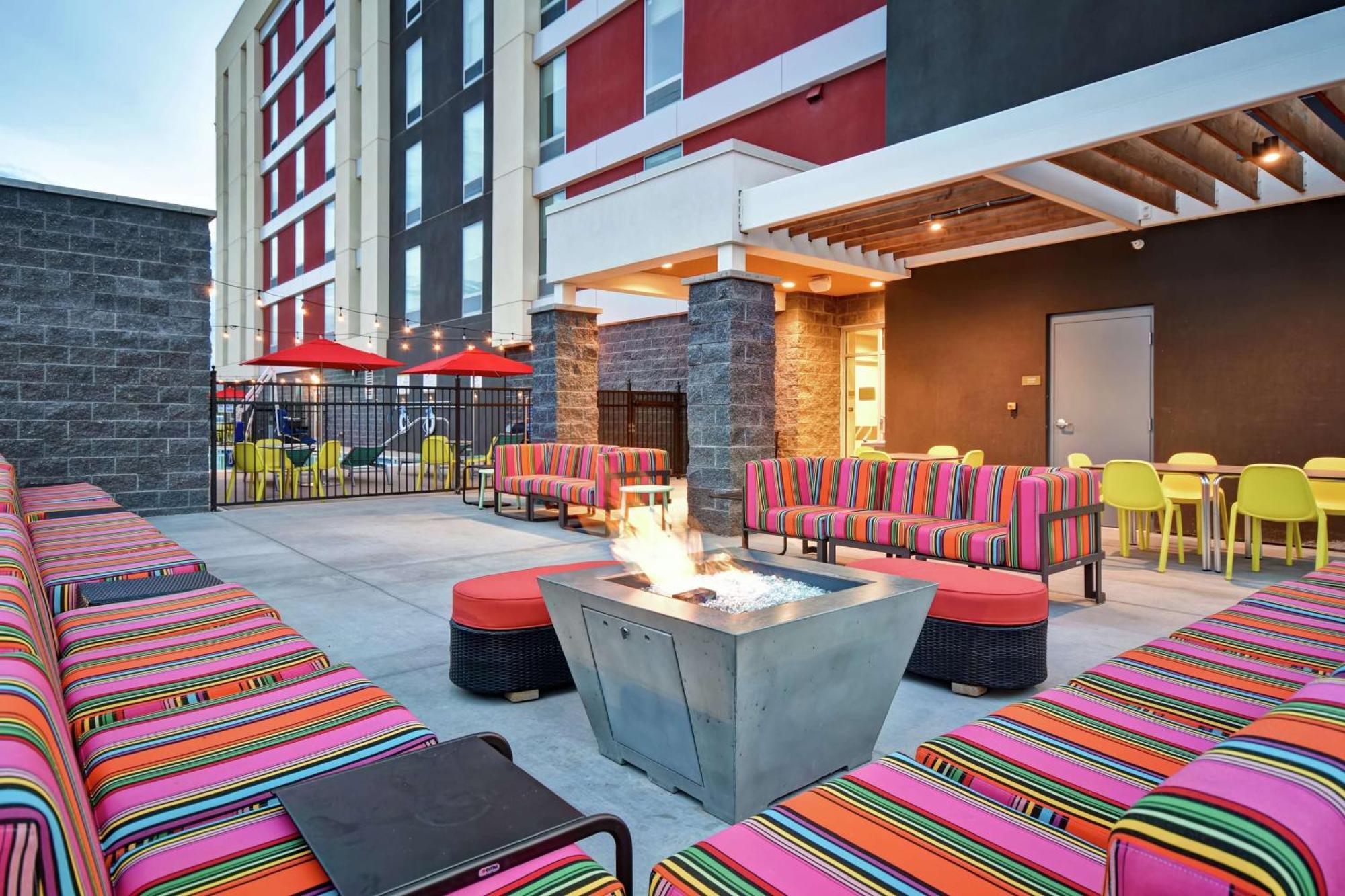 Home2 Suites By Hilton Gilbert Exterior photo